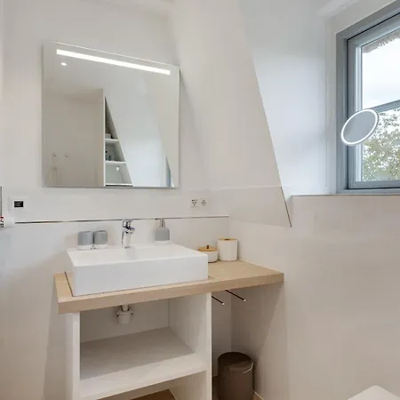 Apartament Kliiriwai 11 *